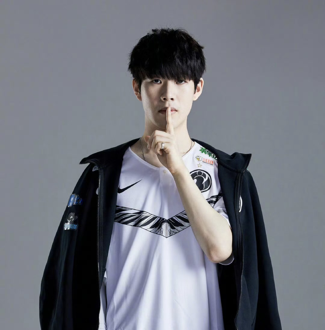 阿森纳带着 阿森纳带着