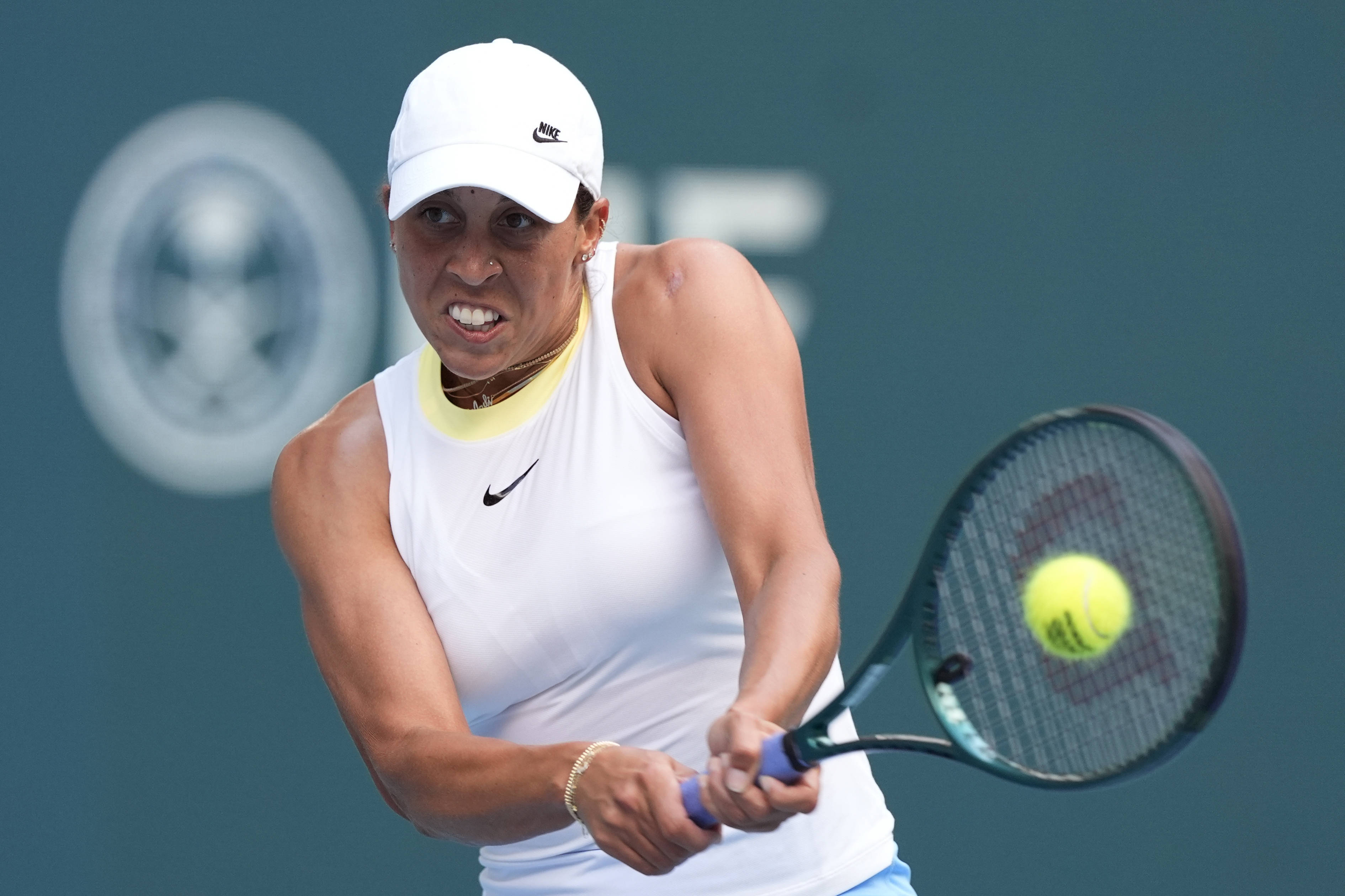 甲比赛中 甲比赛中